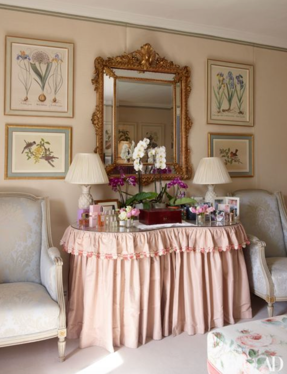 Why Everyone Deserves a Dressing Table Why Everyone Deserves a Dressing Table
