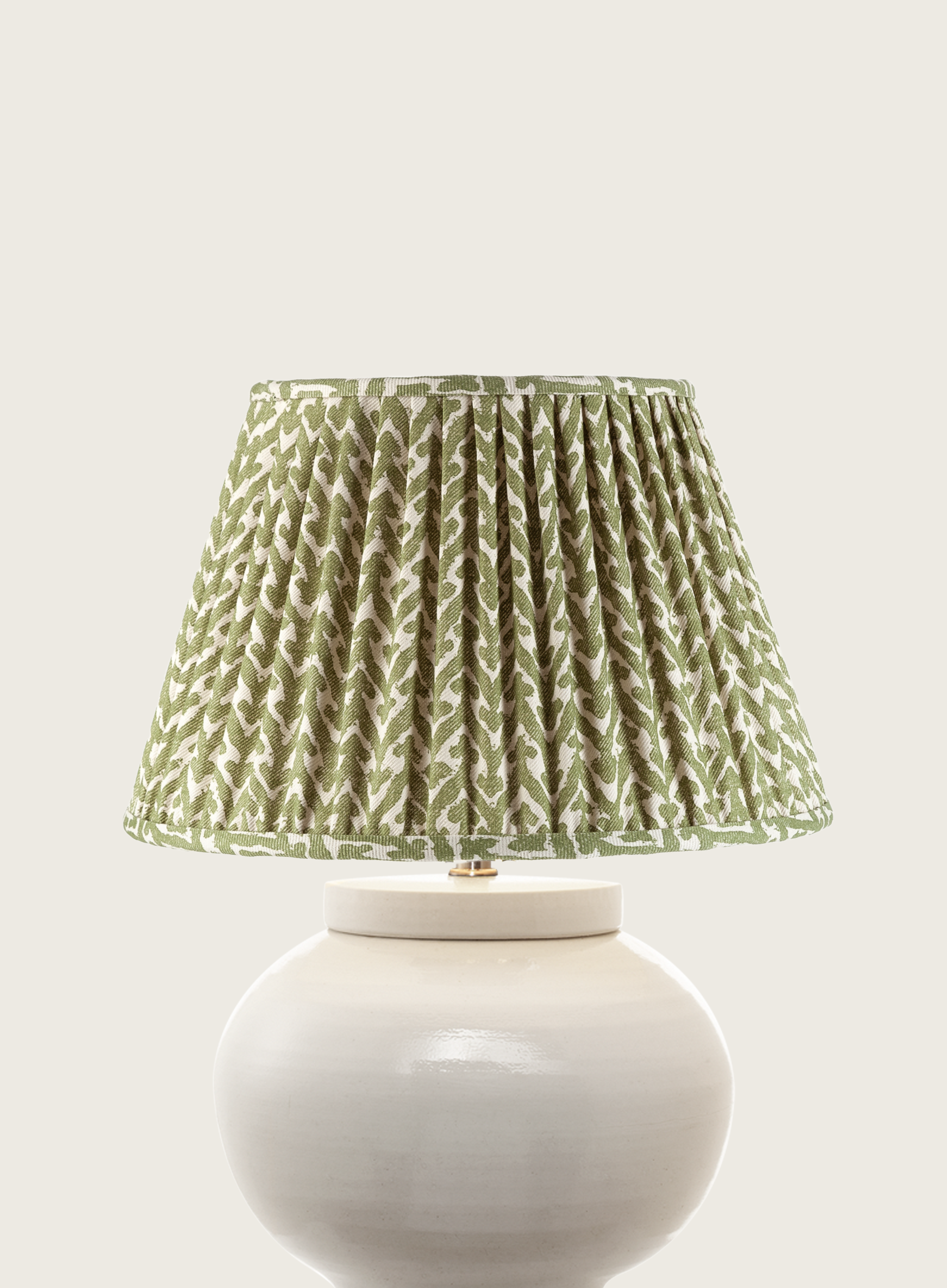 Fermoie 14" Round Lampshade - Rabanna